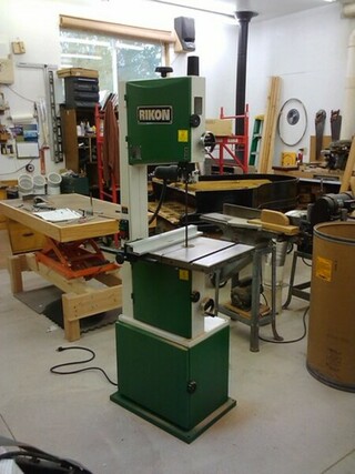 A new bandsaw for the shop